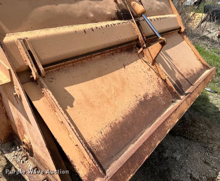 image for item EJ0413 Bomag MPH100R soil stabilizer / recycler