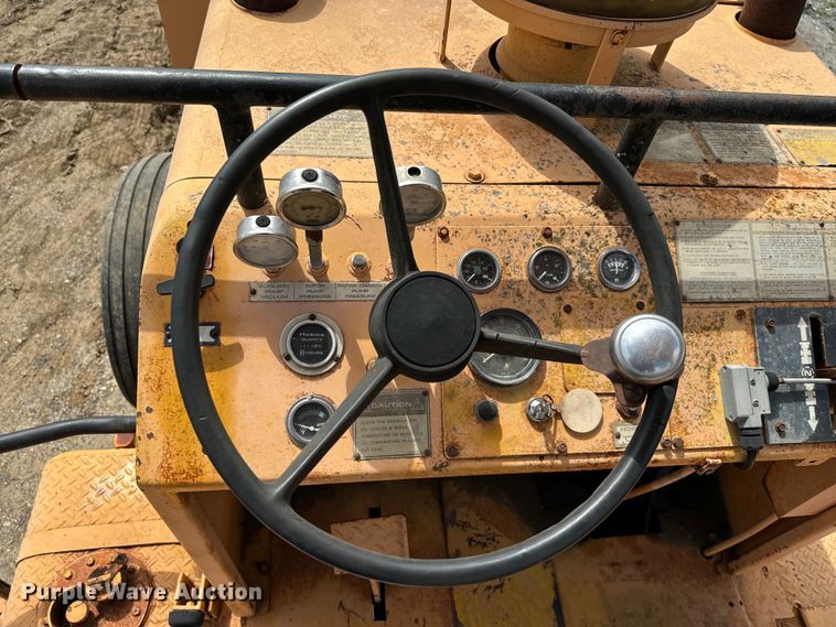 image for item EJ0413 Bomag MPH100R soil stabilizer / recycler