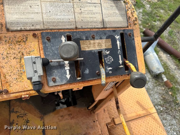 image for item EJ0413 Bomag MPH100R soil stabilizer / recycler