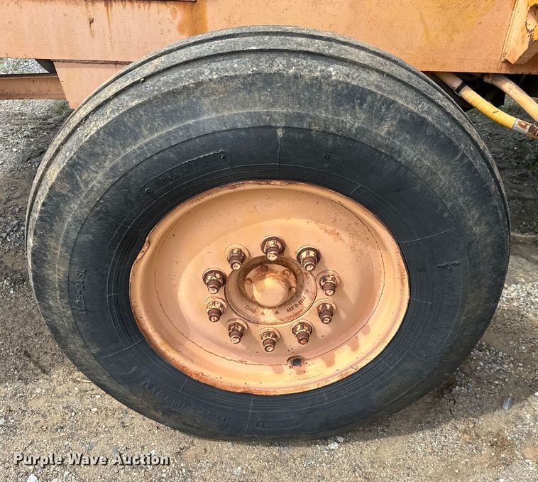 image for item EJ0413 Bomag MPH100R soil stabilizer / recycler