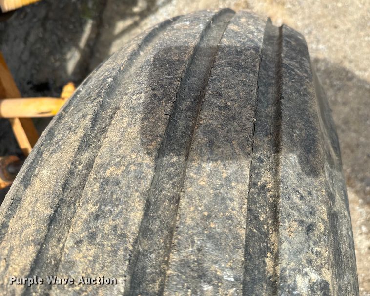 image for item EJ0413 Bomag MPH100R soil stabilizer / recycler