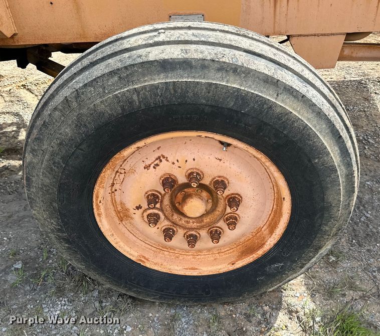 image for item EJ0413 Bomag MPH100R soil stabilizer / recycler