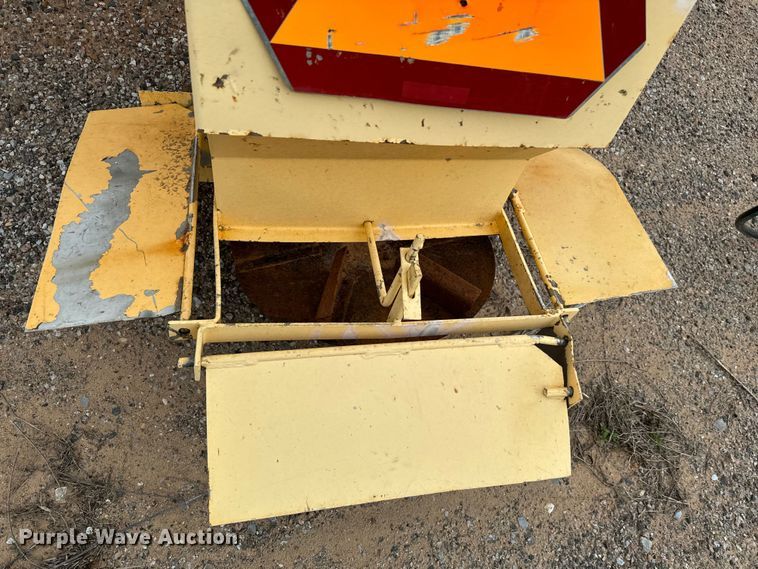 image for item EJ0418 Swenson Spreader  spreader