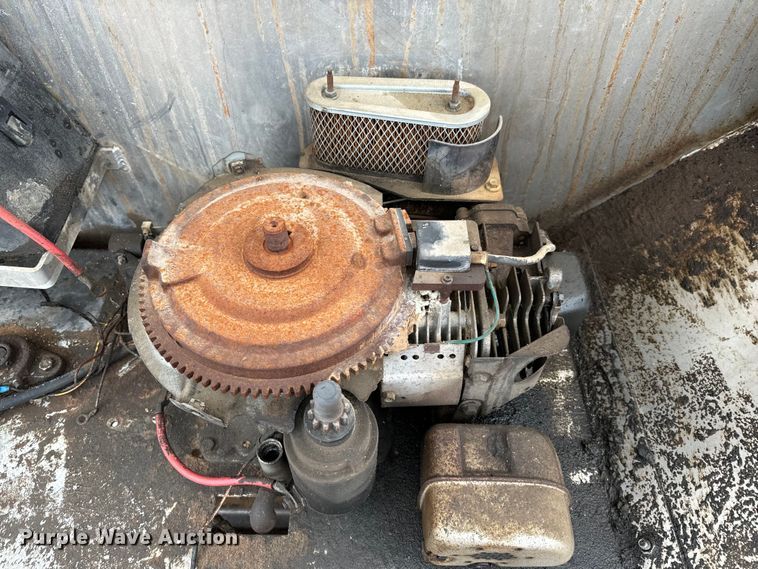 image for item EJ0419 Warren spreader