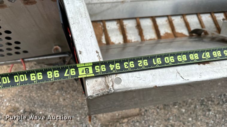 image for item EJ0420 Henderson spreader