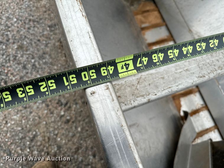 image for item EJ0420 Henderson spreader