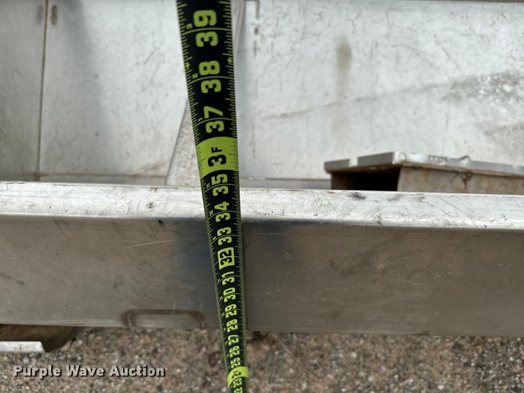 image for item EJ0420 Henderson spreader