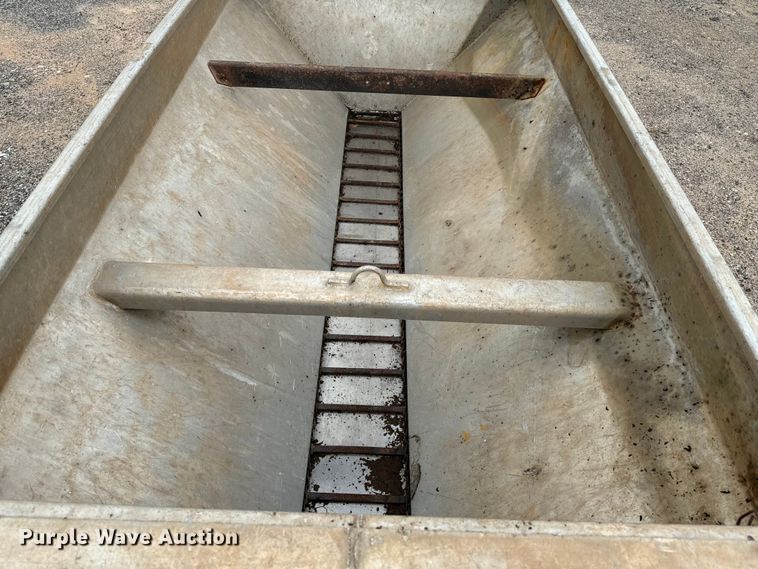 image for item EJ0421 Warren  spreader