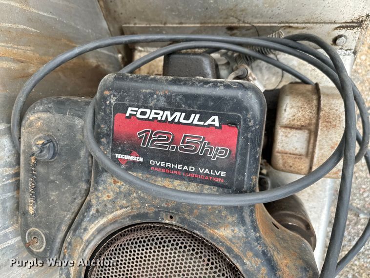 image for item EJ0421 Warren  spreader