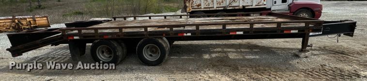 image for item EJ0422 2004 May Trailer  equipment trailer