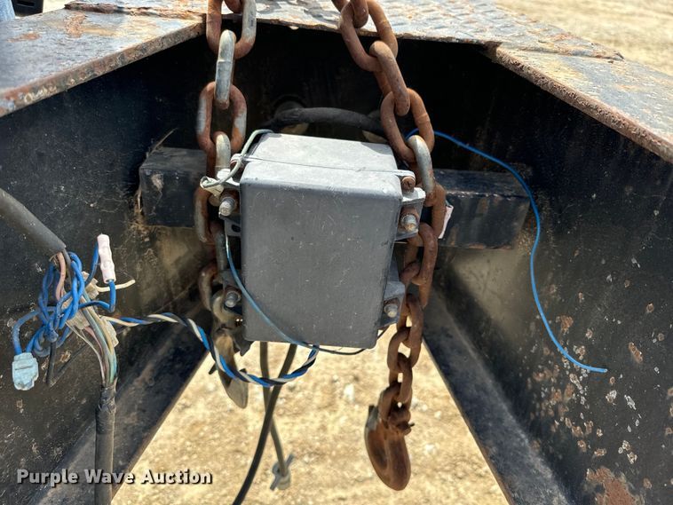 image for item EJ0422 2004 May Trailer  equipment trailer