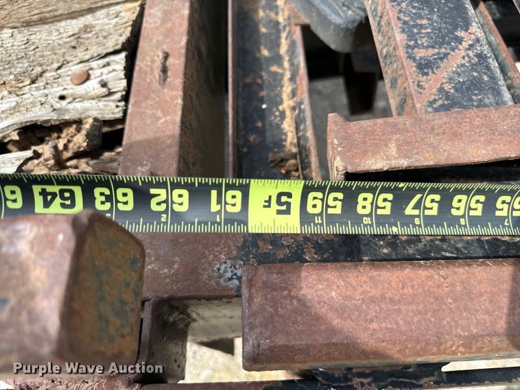 image for item EJ0422 2004 May Trailer  equipment trailer