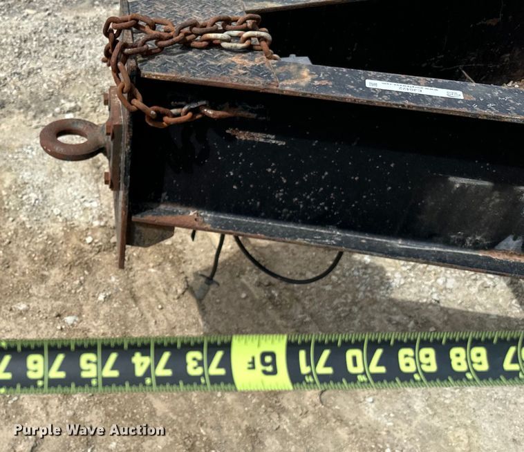 image for item EJ0422 2004 May Trailer  equipment trailer