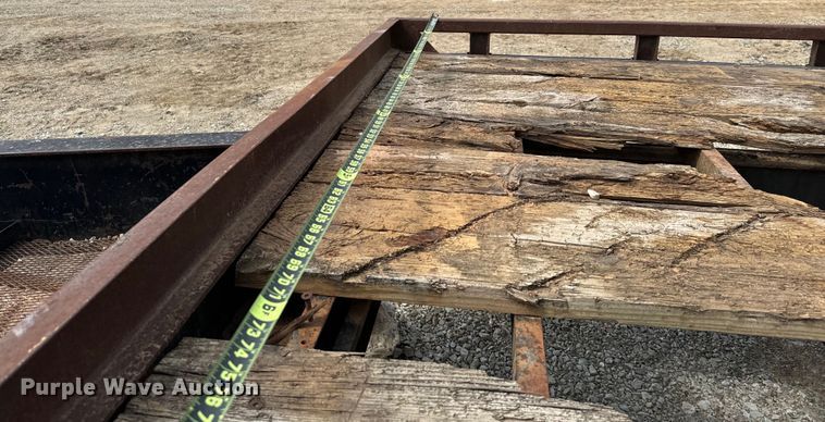 image for item EJ0422 2004 May Trailer  equipment trailer