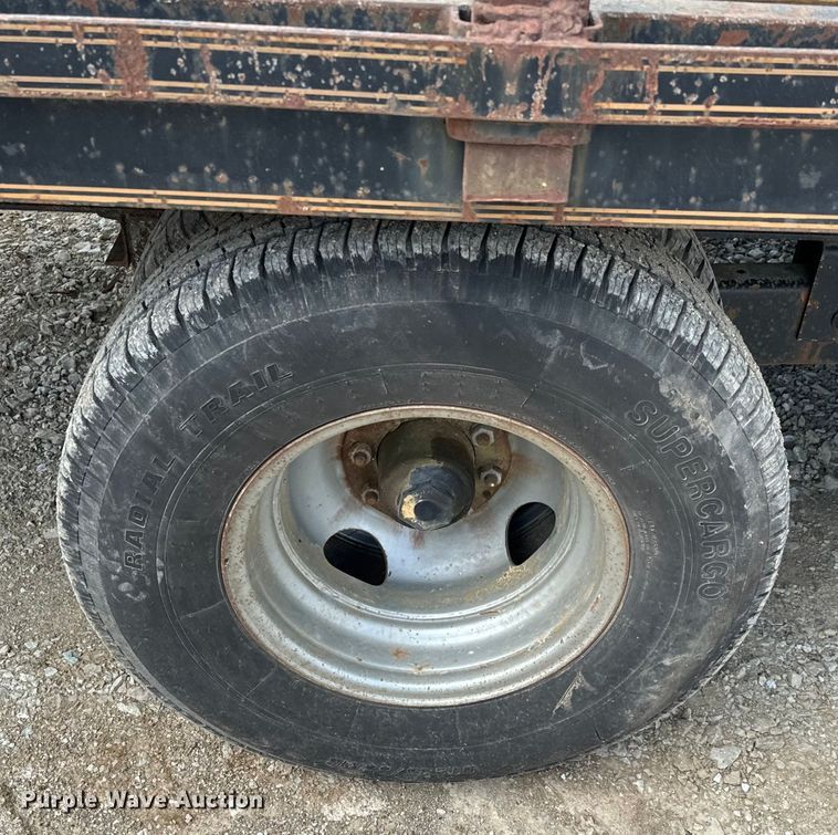 image for item EJ0422 2004 May Trailer  equipment trailer