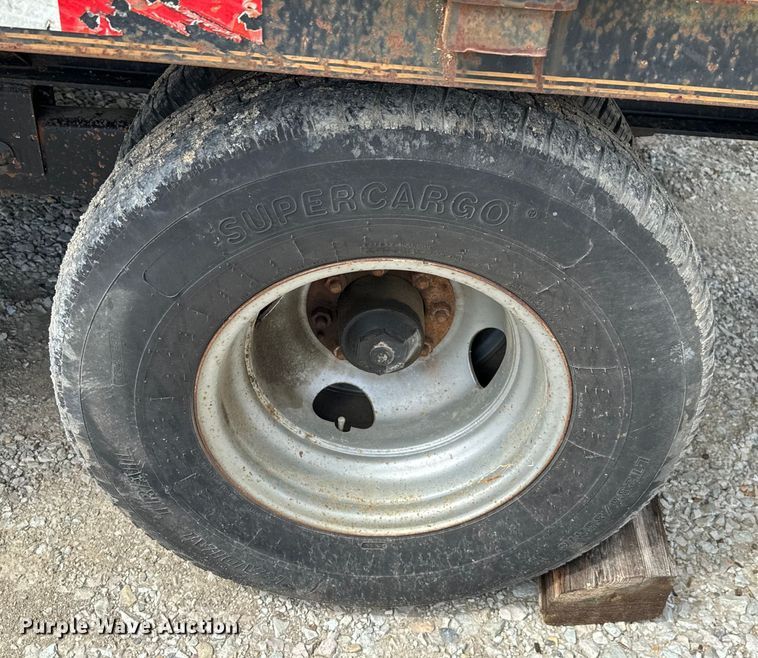 image for item EJ0422 2004 May Trailer  equipment trailer