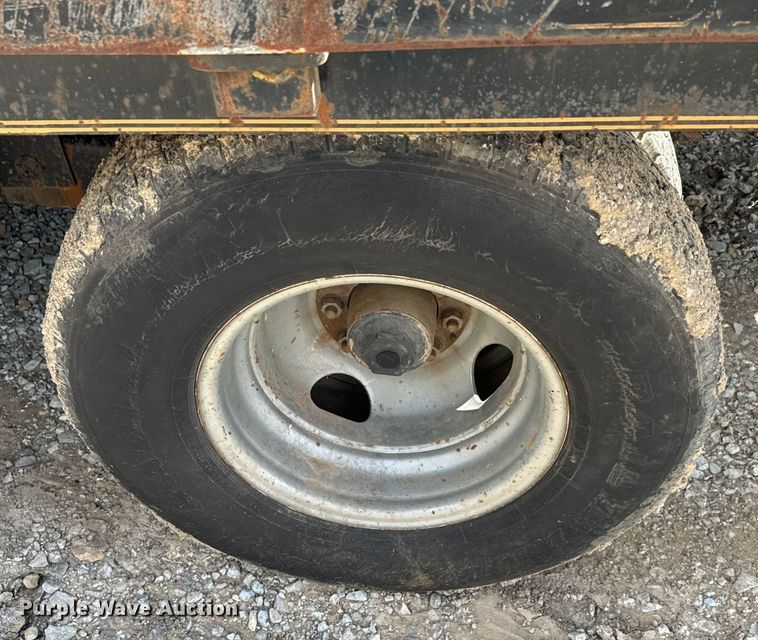 image for item EJ0422 2004 May Trailer  equipment trailer