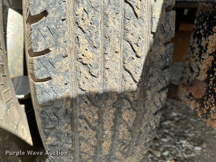 image for item EJ0422 2004 May Trailer  equipment trailer