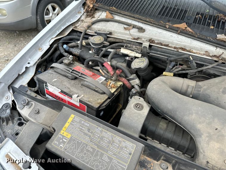 image for item EJ0563 2009 Ford E450 shuttle bus