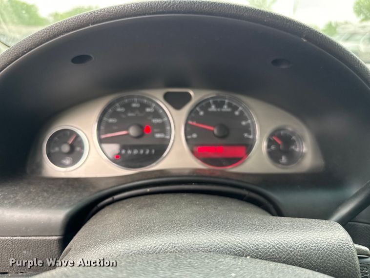 image for item EJ0564 2005 Pontiac Montana SV6 van