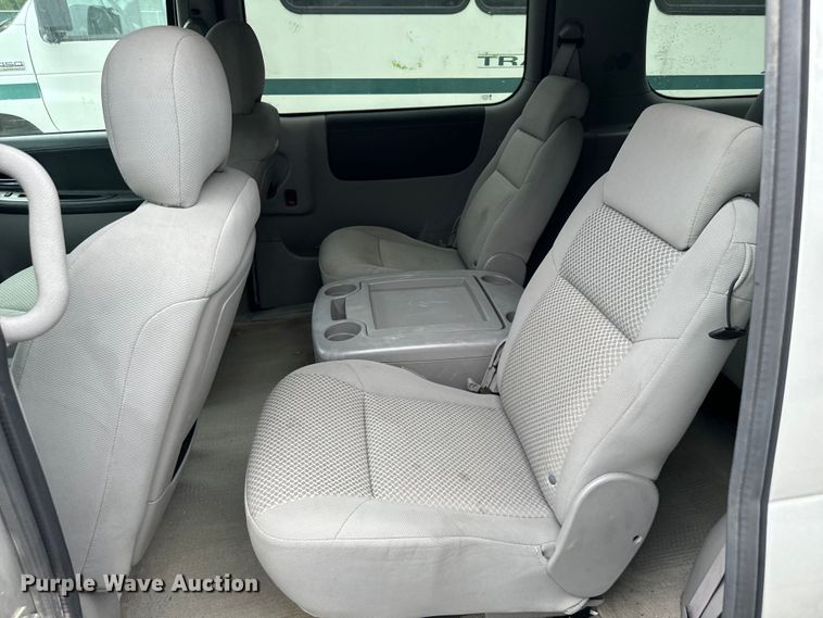 image for item EJ0564 2005 Pontiac Montana SV6 van