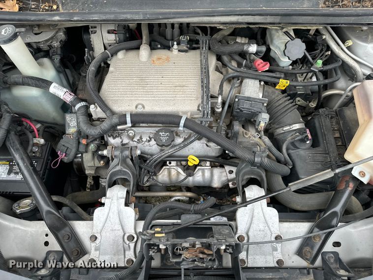 image for item EJ0564 2005 Pontiac Montana SV6 van