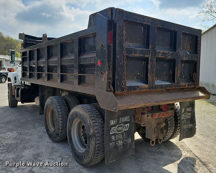 image for item EJ6309 2002 Chevrolet C8500 dump truck