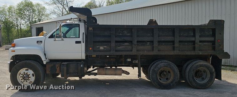 image for item EJ6309 2002 Chevrolet C8500 dump truck