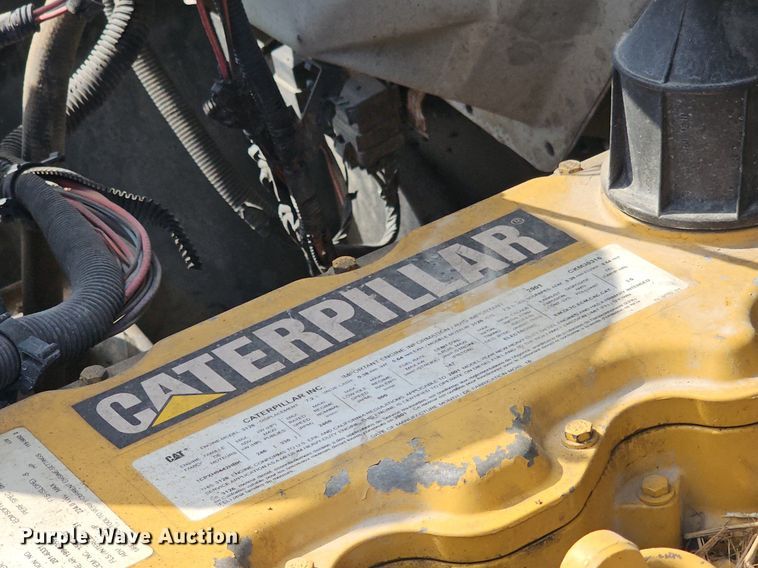 image for item EJ6309 2002 Chevrolet C8500 dump truck