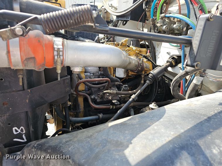 image for item EJ6309 2002 Chevrolet C8500 dump truck