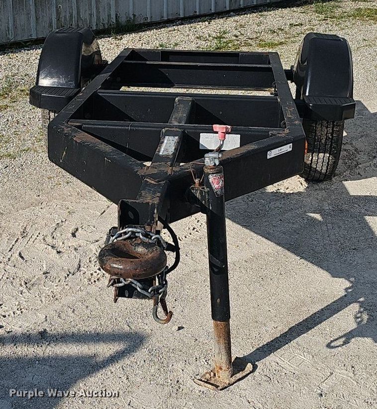 image for item EJ6311 2004 Triton utility trailer