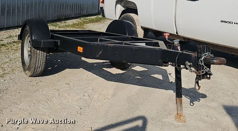 image for item EJ6311 2004 Triton utility trailer