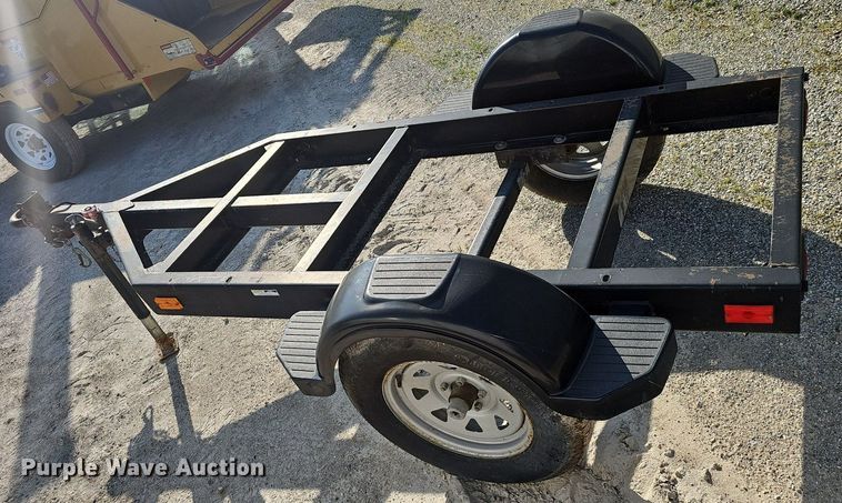 image for item EJ6311 2004 Triton utility trailer