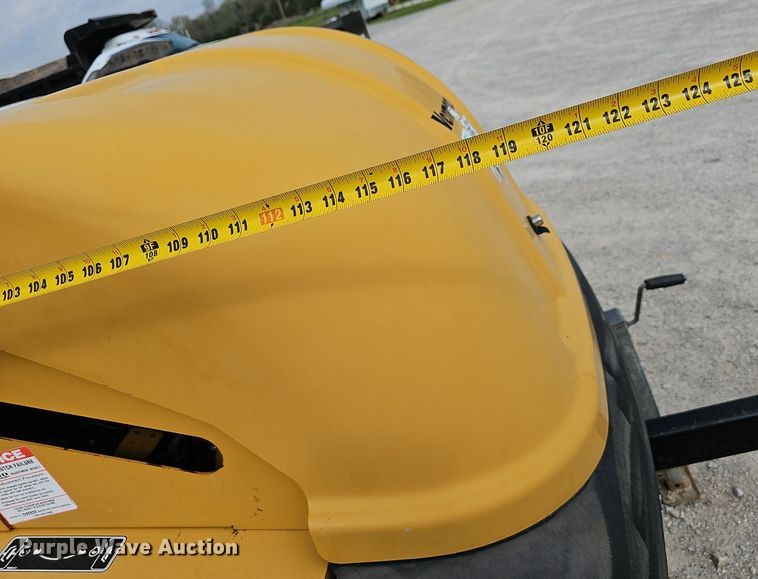 image for item EJ6312 2002 Vermeer  BC1400 wood chipper