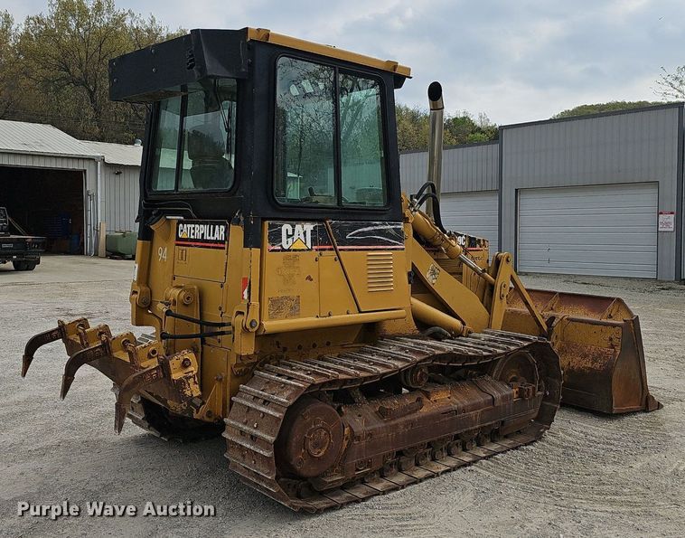 image for item EJ6314 2002 Caterpillar 939C track loader