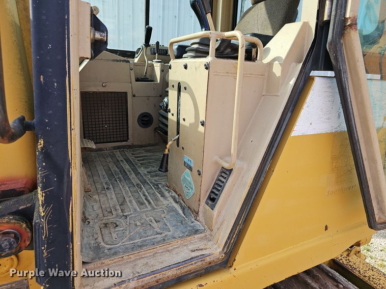 image for item EJ6314 2002 Caterpillar 939C track loader