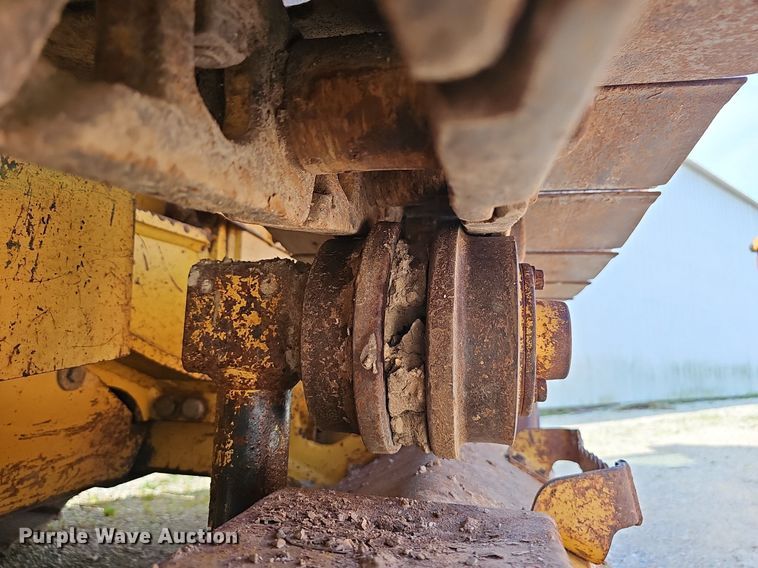 image for item EJ6314 2002 Caterpillar 939C track loader