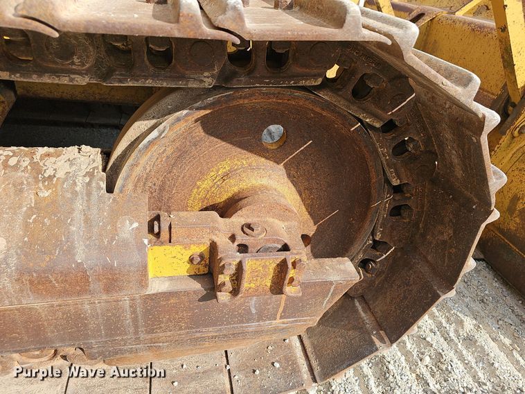 image for item EJ6314 2002 Caterpillar 939C track loader