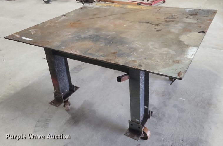 image for item EJ7899 Welding table