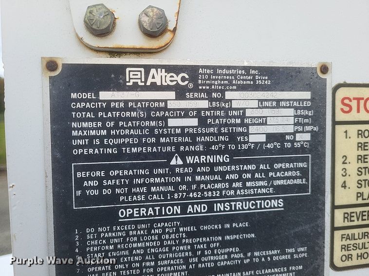 image for item EJ7901 2004 Ford F550 Super Duty XL bucket truck