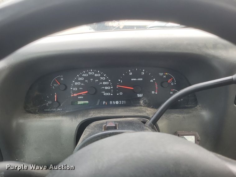 image for item EJ7901 2004 Ford F550 Super Duty XL bucket truck