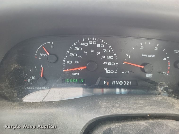 image for item EJ7901 2004 Ford F550 Super Duty XL bucket truck