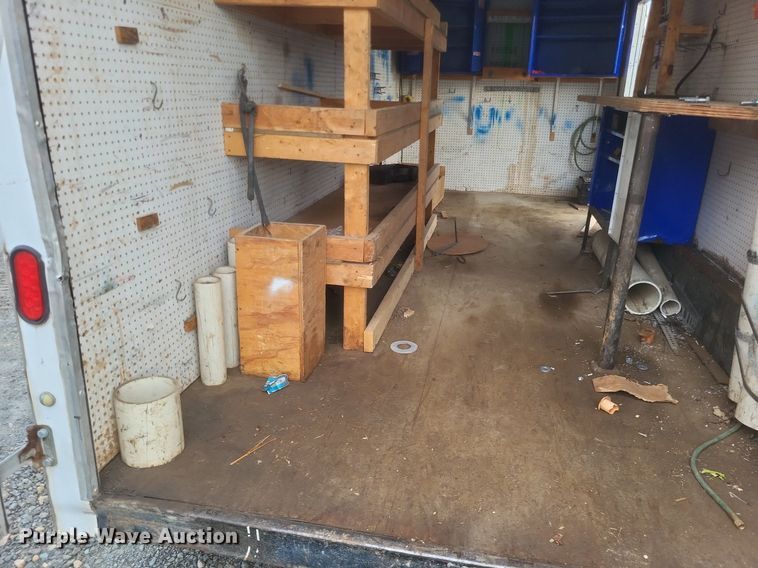 image for item EJ7902 2002 Doolittle  enclosed cargo trailer