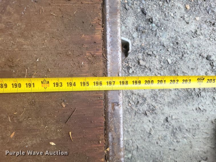 image for item EJ7902 2002 Doolittle  enclosed cargo trailer