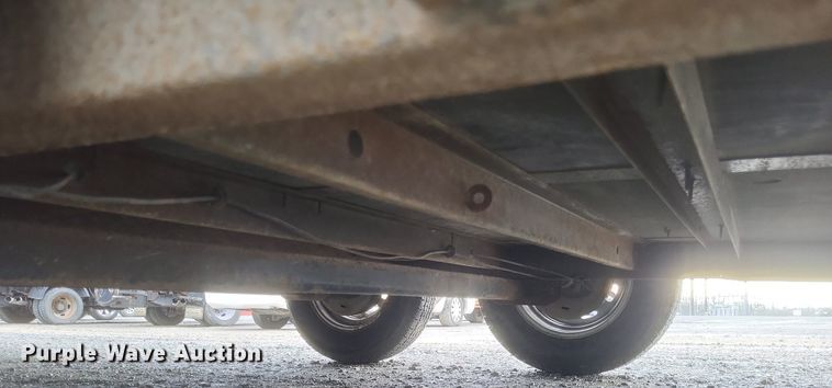 image for item EJ7902 2002 Doolittle  enclosed cargo trailer