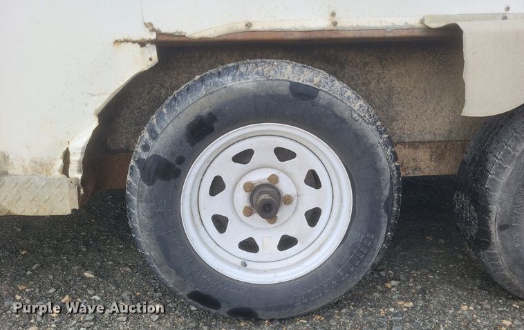 image for item EJ7902 2002 Doolittle  enclosed cargo trailer