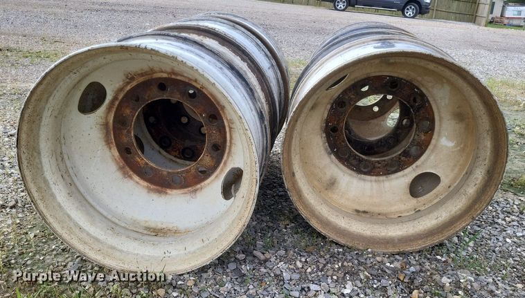 image for item EJ7927 Tires and wheels