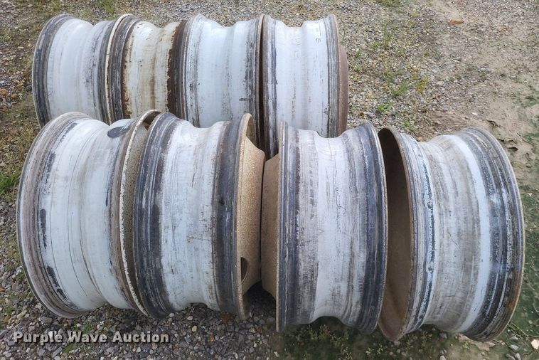 image for item EJ7927 Tires and wheels