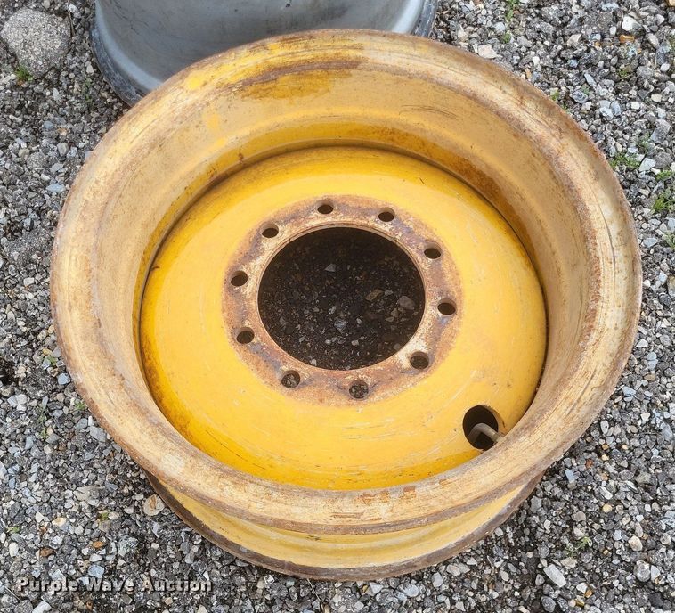 image for item EJ7927 Tires and wheels