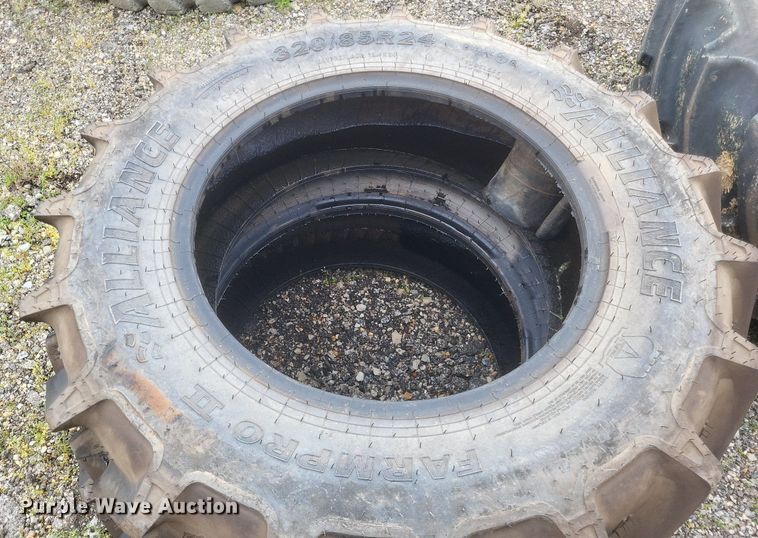 image for item EJ7927 Tires and wheels